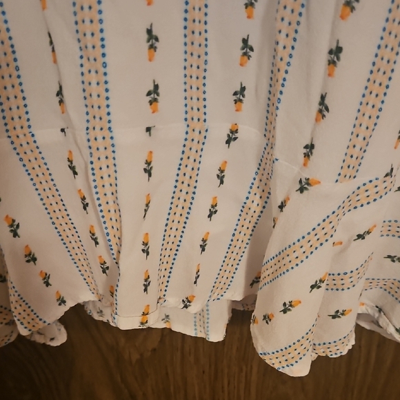 NWOT Forever 21 Dress - Picture 4 of 5